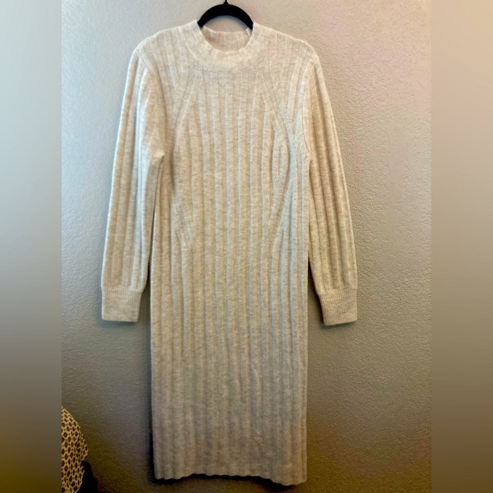Elegant Cream Knit Dress